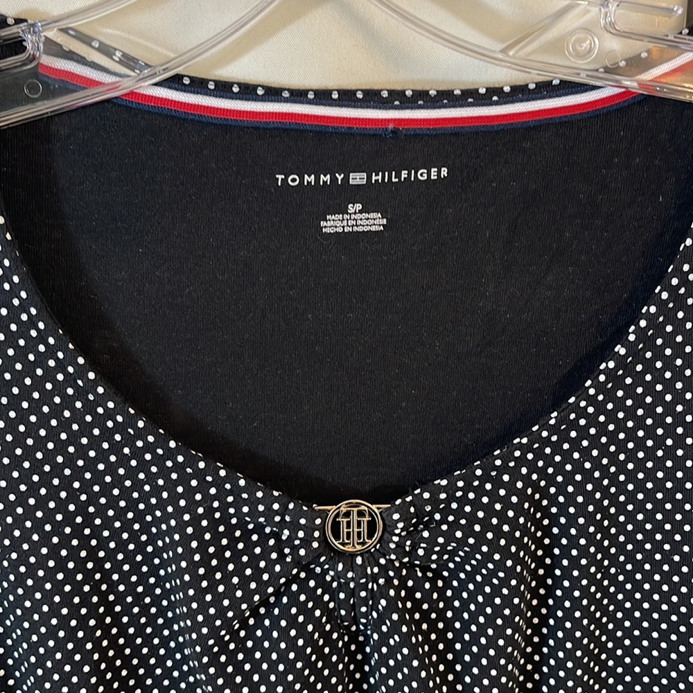 Tommy Hilfiger Blue Polka Dot Top Size Small Petite - Picture 6 of 13